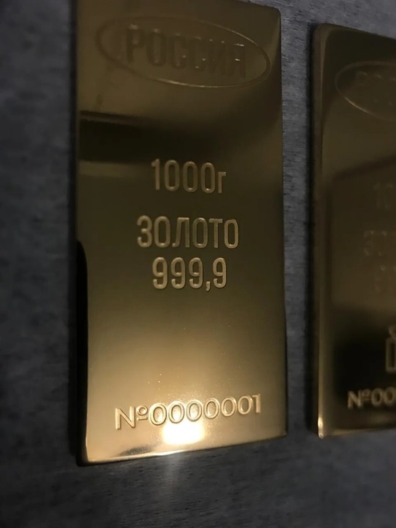 муляжи золотых слитков